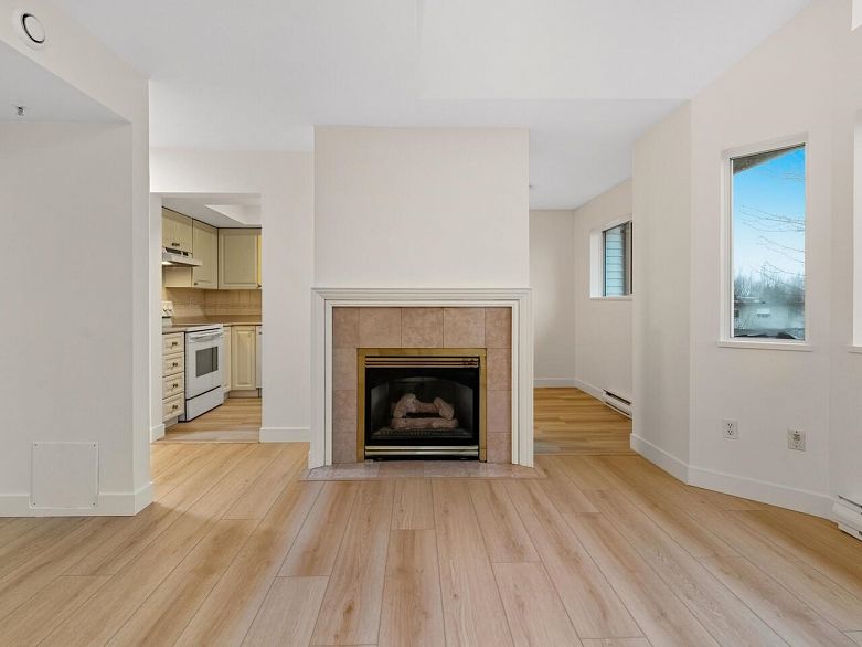 401 1723 Frances Street