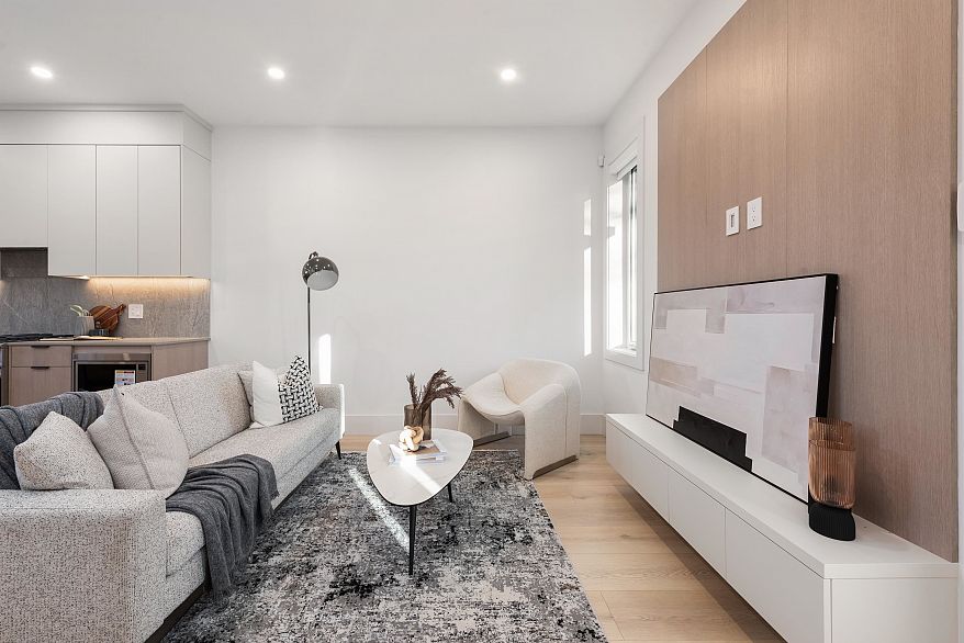 323 N Kamloops Street