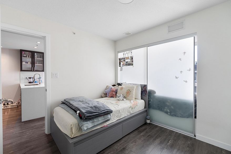 507 5665 Boundary Road