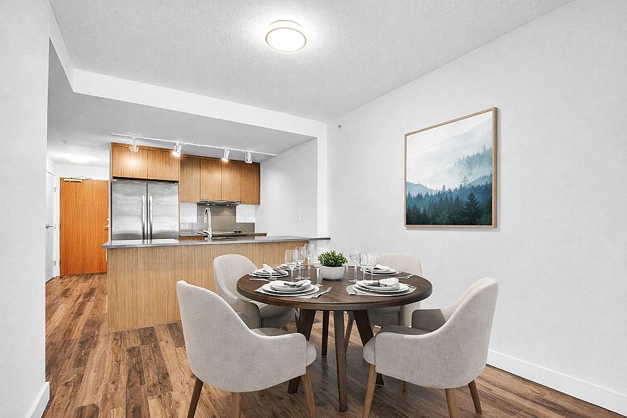 509 251 E 7th Avenue