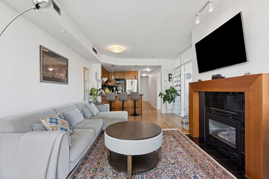 1202 1680 Bayshore Drive