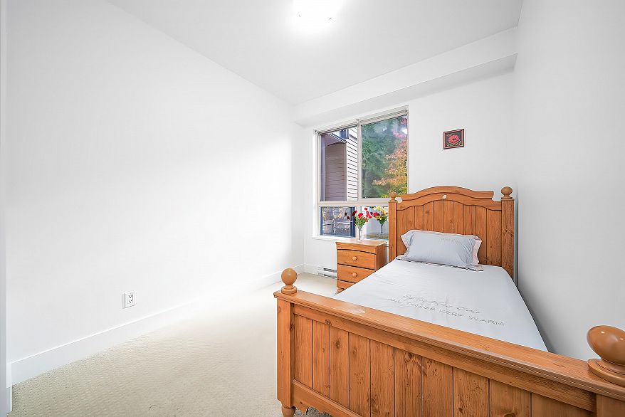 212 6333 Larkin Drive