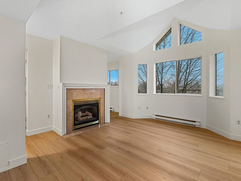 401 1723 Frances Street