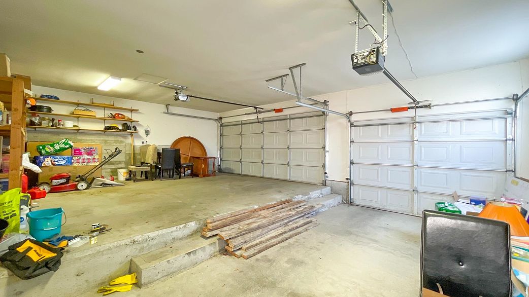 2056 Scarboro Avenue