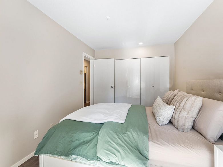 102 2195 W 5th Avenue