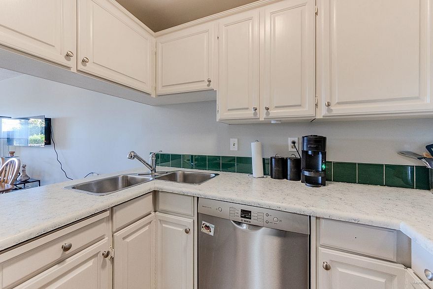 101 2240 Wall Street