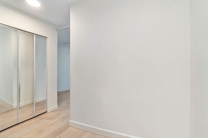 1408 1288 W Georgia Street