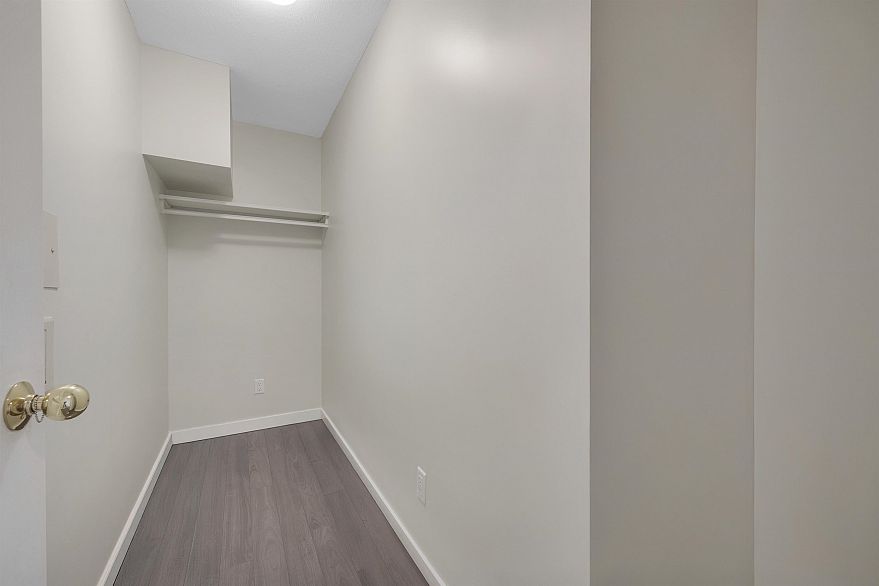 309 1189 Howe Street