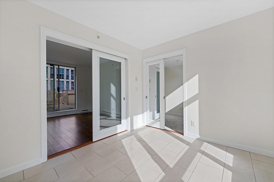 1237 Richards Street