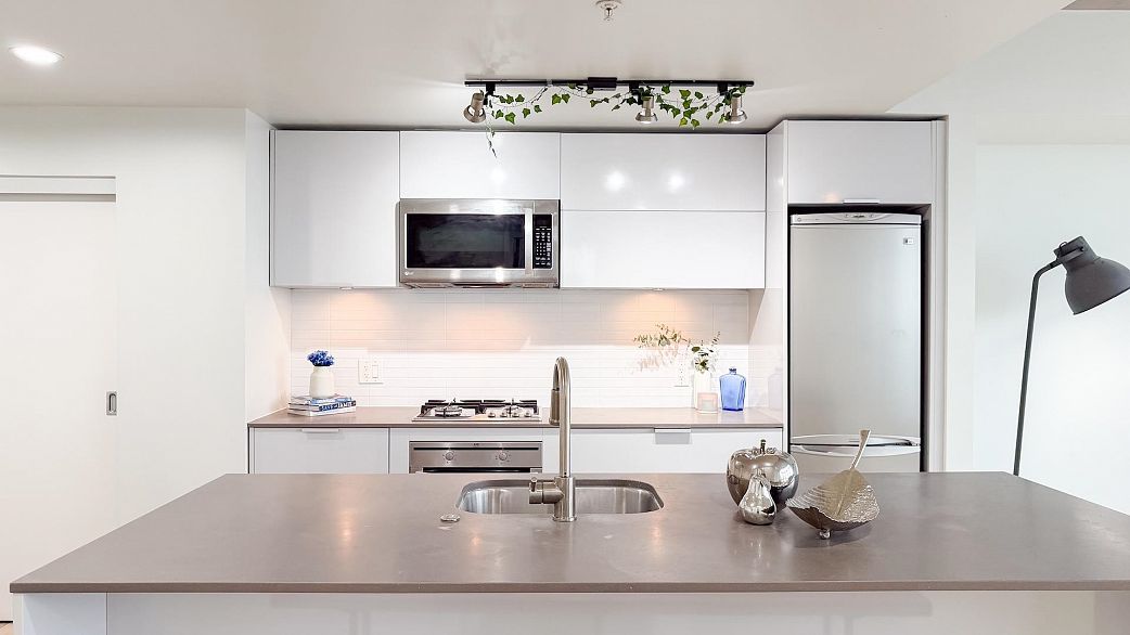 PH4 108 Cordova Street