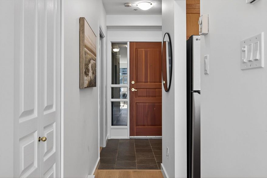 315 2020 E Kent Avenue South