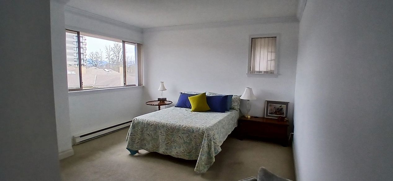 405 3777 W 8th Avenue