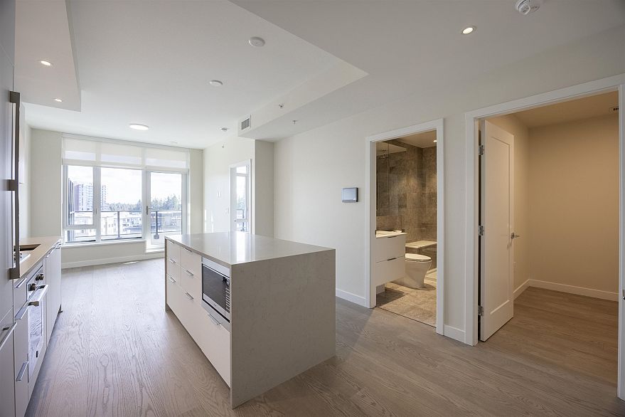 814 6138 Birney Avenue