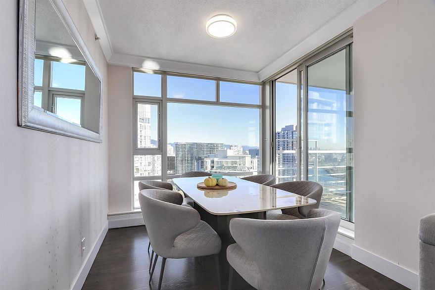 3002 1199 Marinaside Crescent