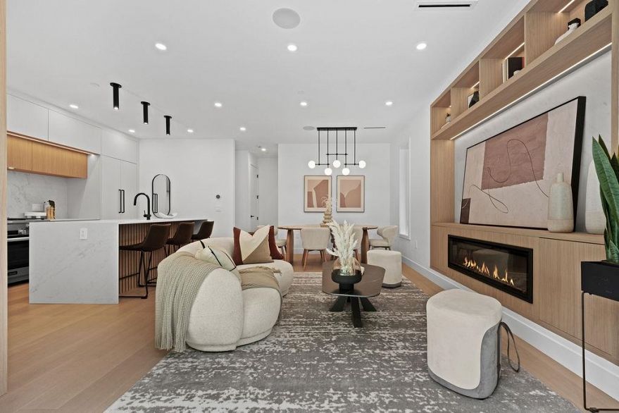 1 3880 W 23rd Avenue