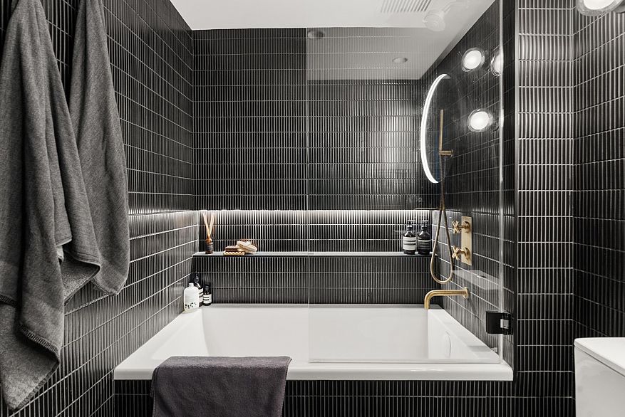 407 1216 Homer Street