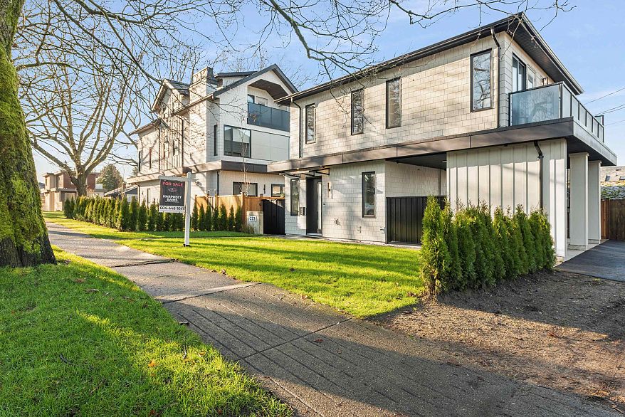 323 N Kamloops Street