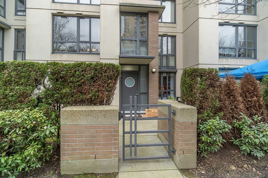 110 3588 Crowley Drive