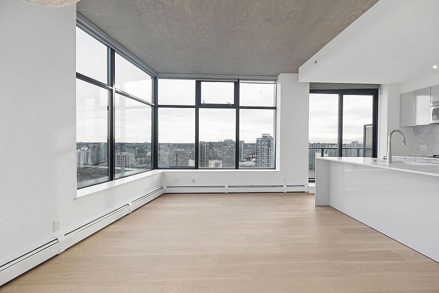 2904 108 W Cordova Street