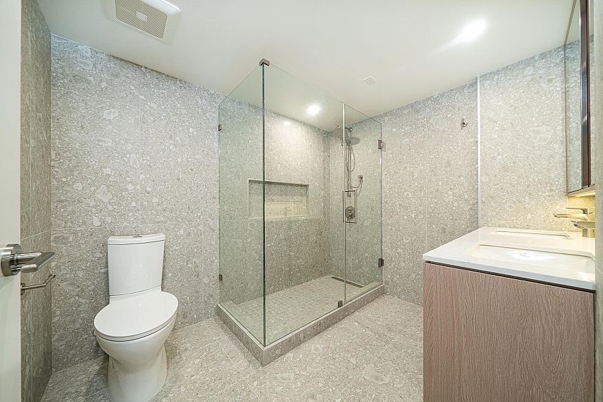 107 5212 Cambie Street