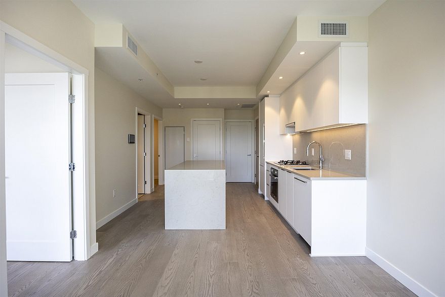 814 6138 Birney Avenue