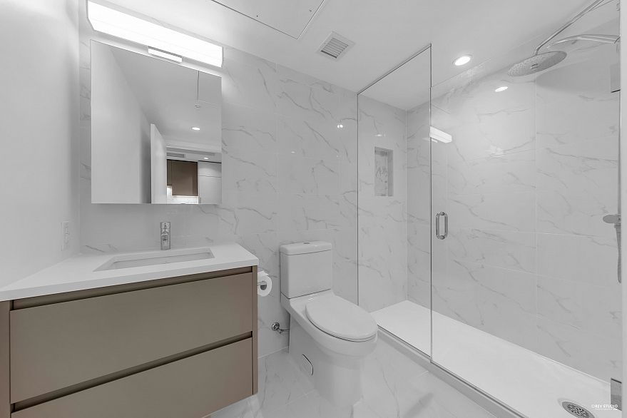 303 8121 Chester Street