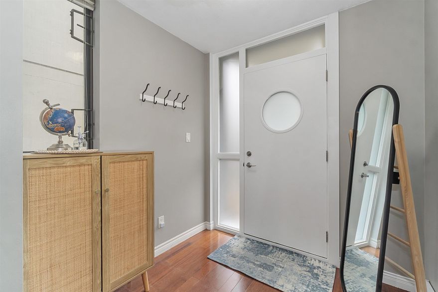 110 3588 Crowley Drive