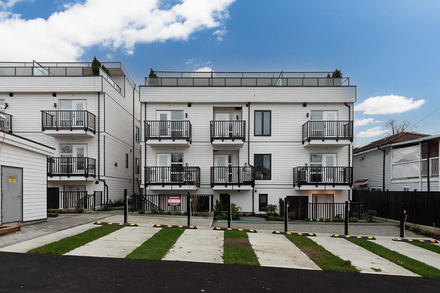 101 2329 E 34th Street