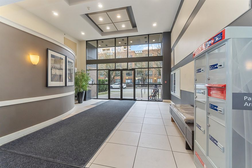 110 3588 Crowley Drive