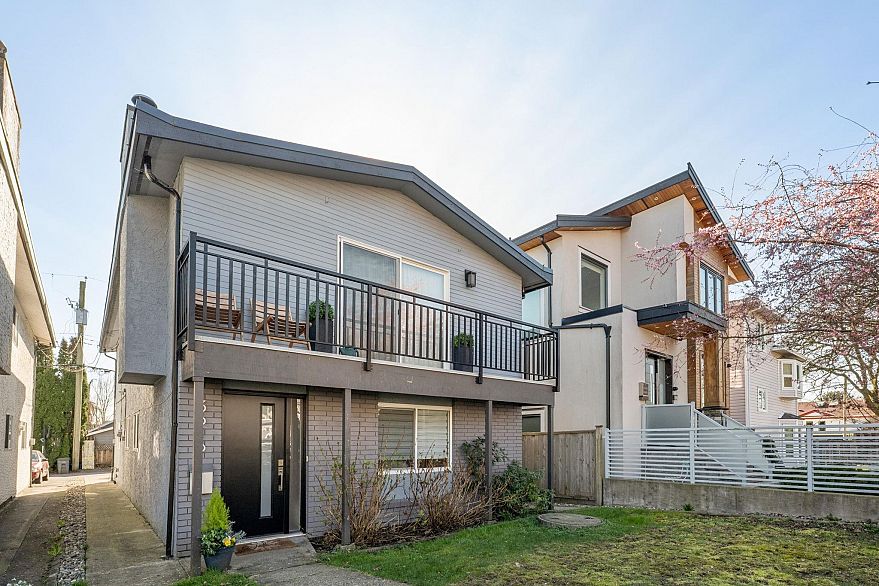 3616 E Georgia Street