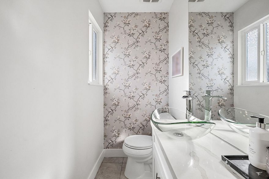 3616 E Georgia Street