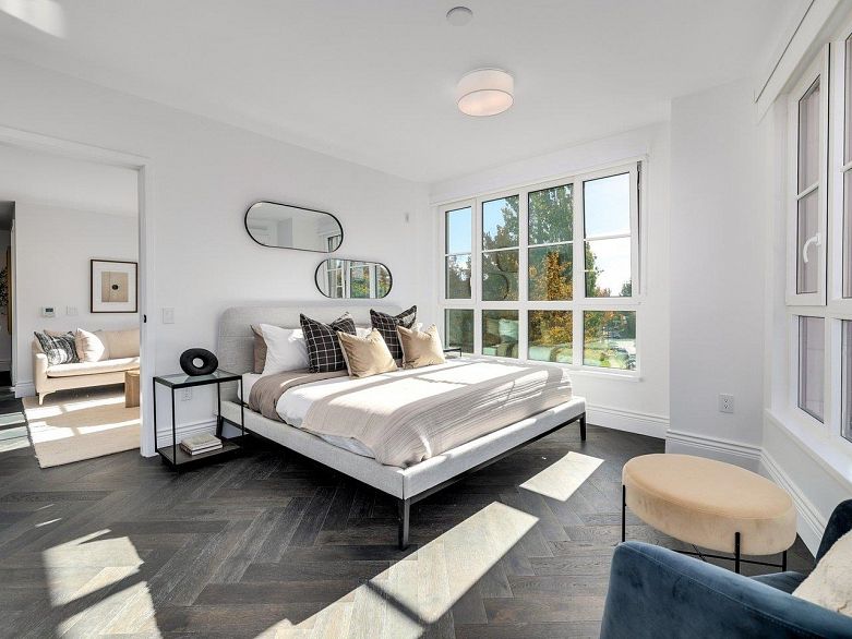 309 2096 W 47th Avenue