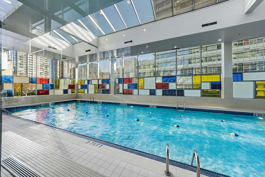 1209 131 Regiment Square