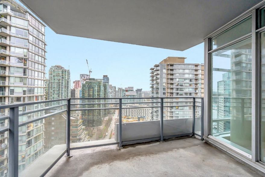 2305 1205 W Hastings Street