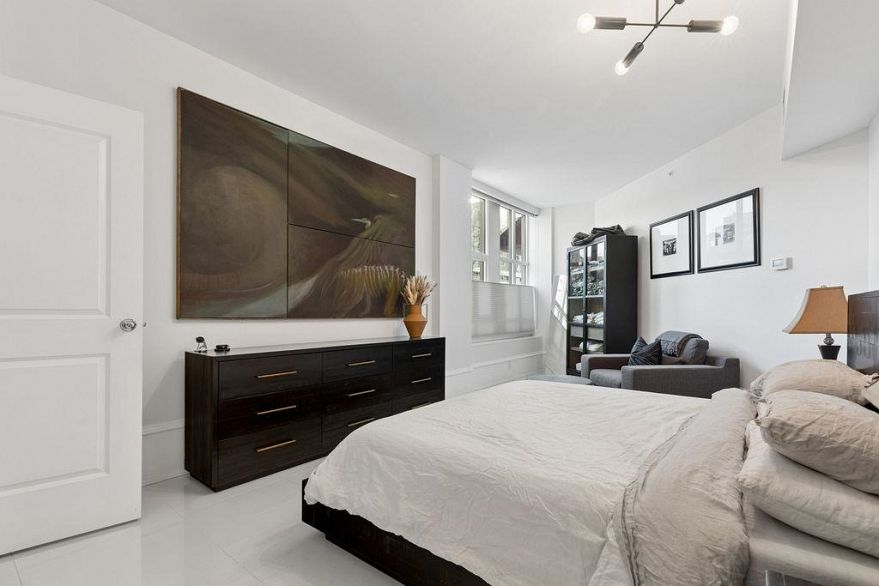 304 1102 Hornby Street