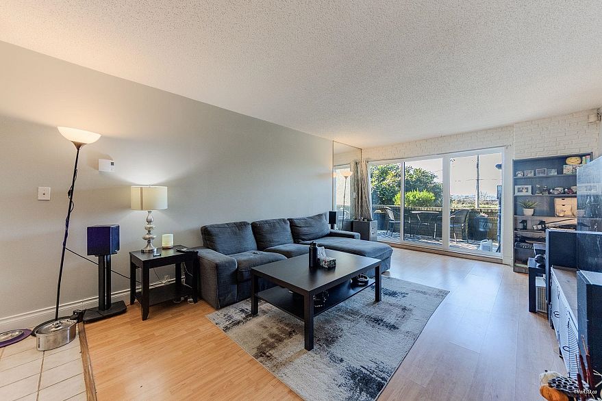 101 2240 Wall Street