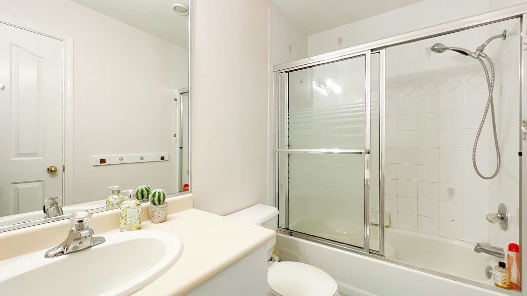 2056 Scarboro Avenue