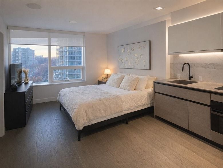 805 620 Cardero Street