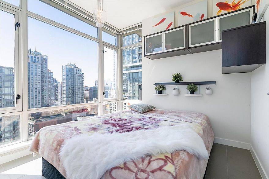 1901 788 RICHARD STREET, Vancouver BC V6B 0C7