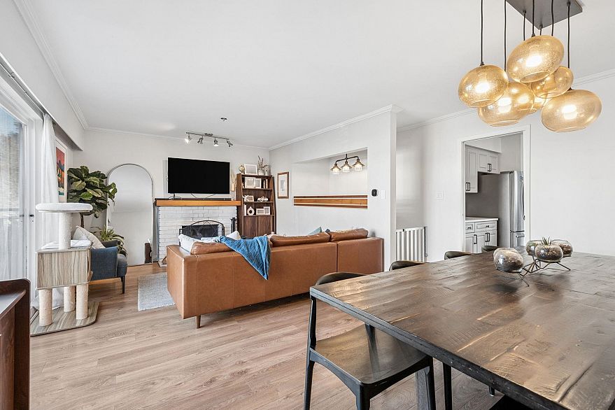 3616 E Georgia Street