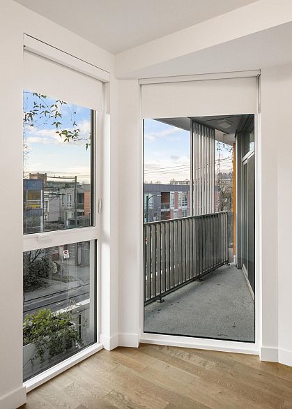 307 2888 Arbutus Street