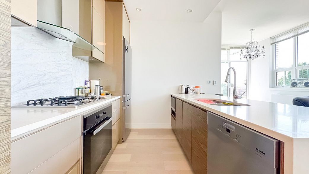 308 6733 Cambie Street