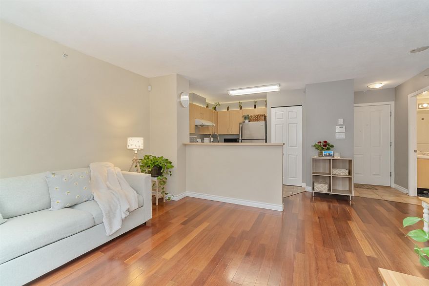 110 3588 Crowley Drive