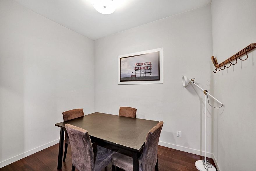 407 1333 W Georgia Street