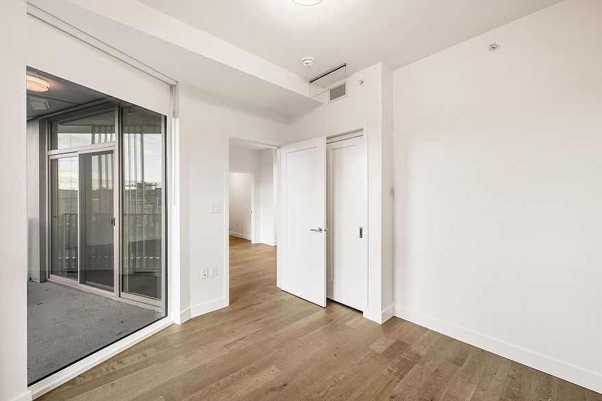 307 2888 Arbutus Street