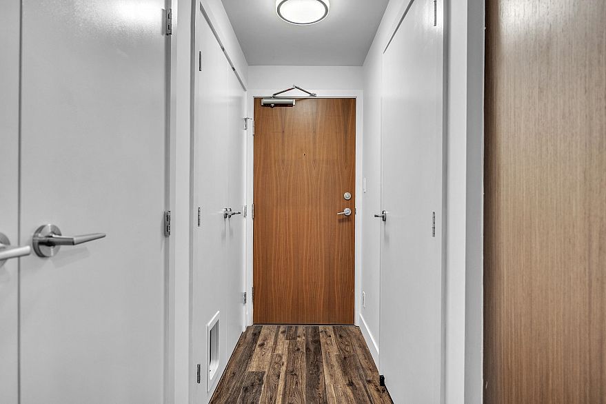 509 251 E 7th Avenue