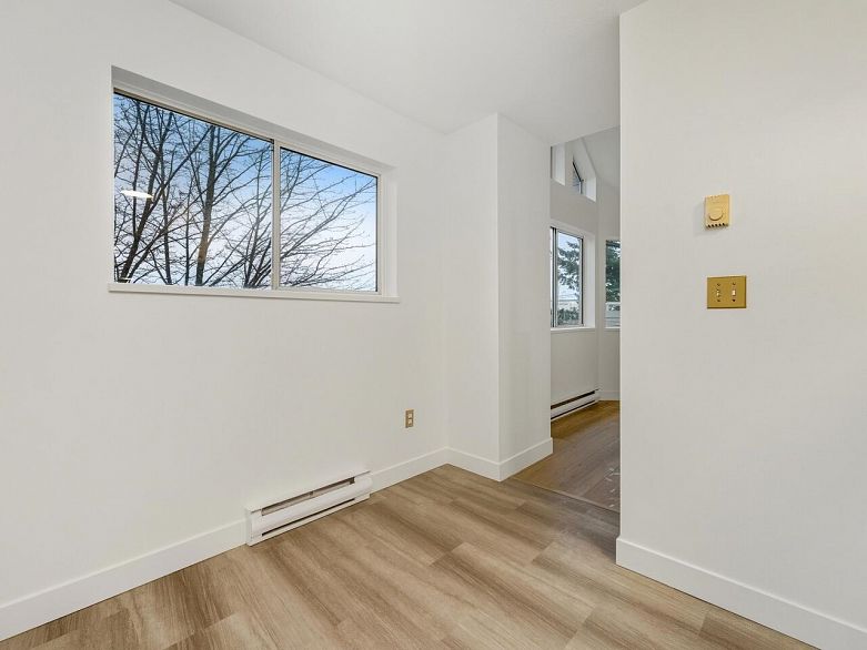 401 1723 Frances Street