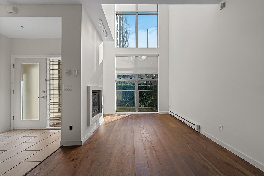 1237 Richards Street