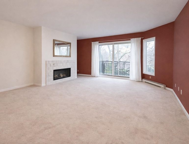 316 555 W 14th Avenue