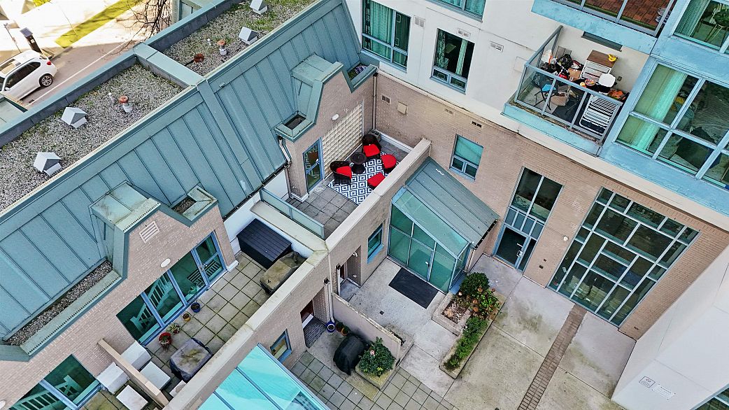 203 1238 Melville Street